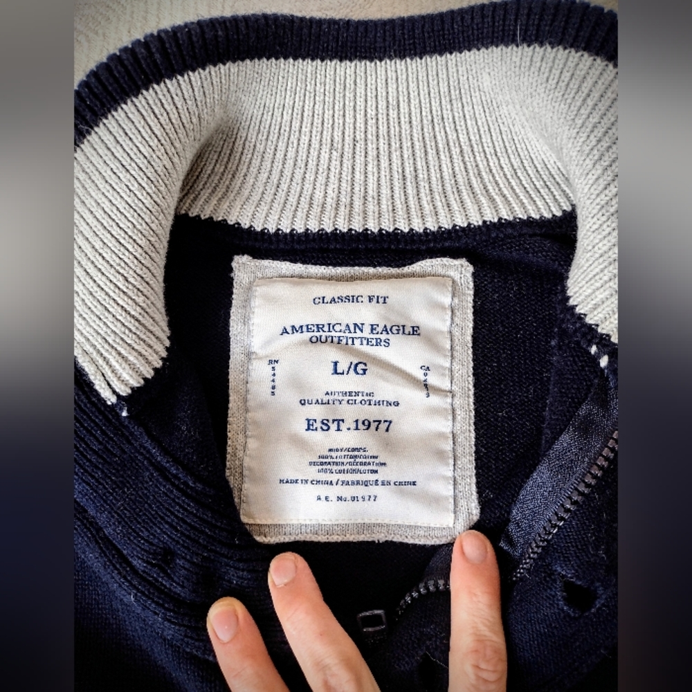 EUC AE Classic Fit Navy Heavyweight Zip Neck Sweater w/ Collar, Men's Large - Picture 4 of 7